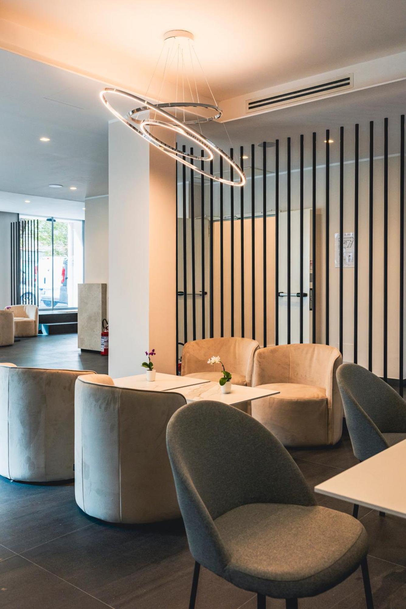 J Maluni City Hotel 罗马 外观 照片